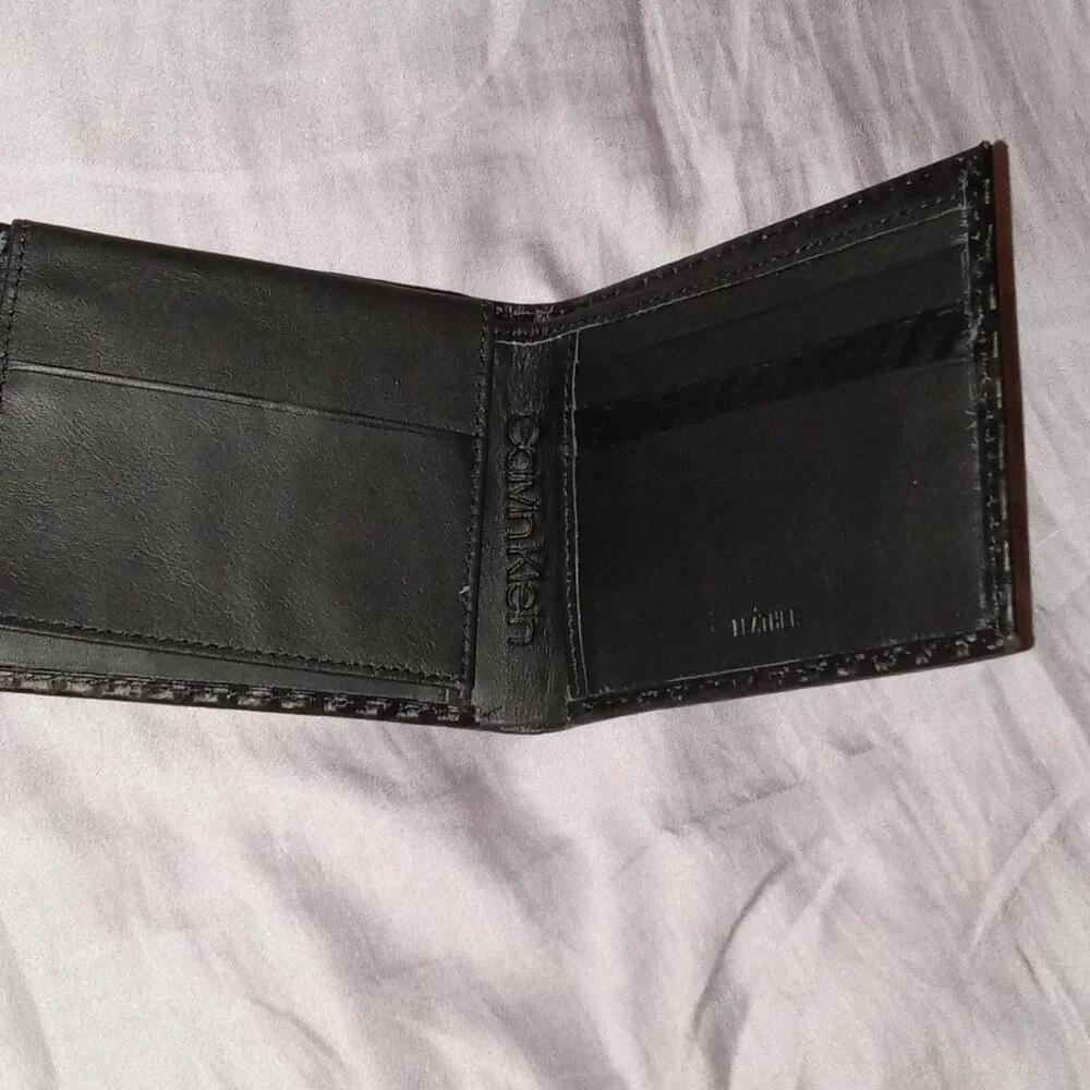 Calvin Klein Men's Wallet
